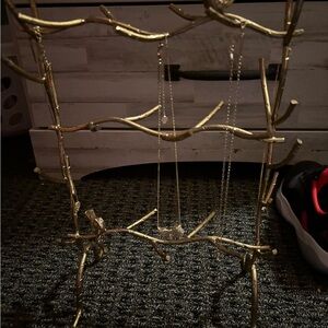 Chic Gold Branch Necklace Stand